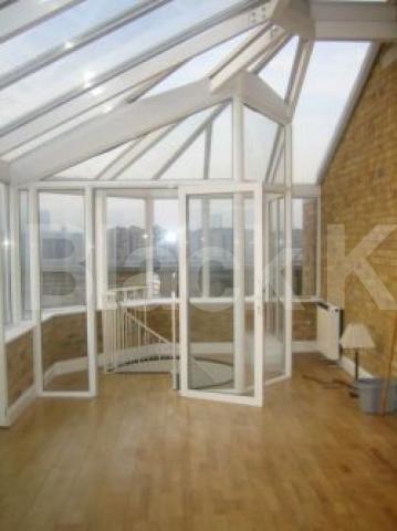 			NEW INSTRUCTION, 3 Bedroom, 1 bath, 1 reception Penthouse			 Octagon Court, Rotherithe Street